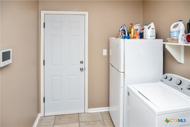 303 Bridle Lane, Victoria, TX 77904