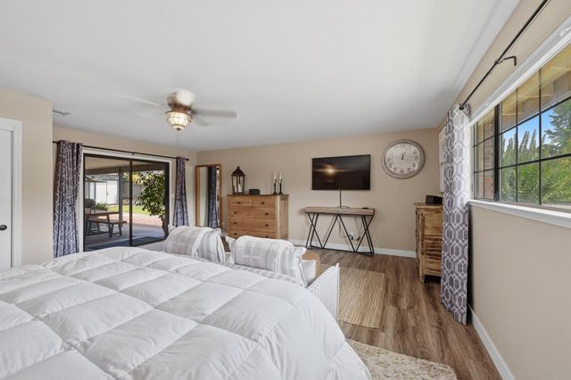 3737 Sweetwater Dr, Rocklin, CA 95677
