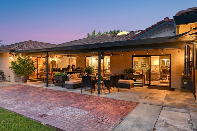 3737 Sweetwater Dr, Rocklin, CA 95677