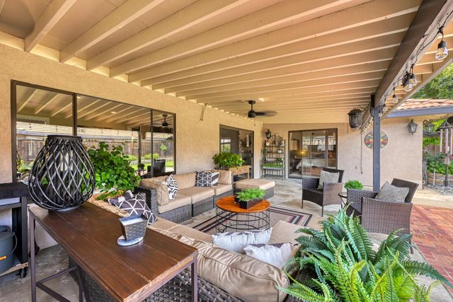 3737 Sweetwater Dr, Rocklin, CA 95677