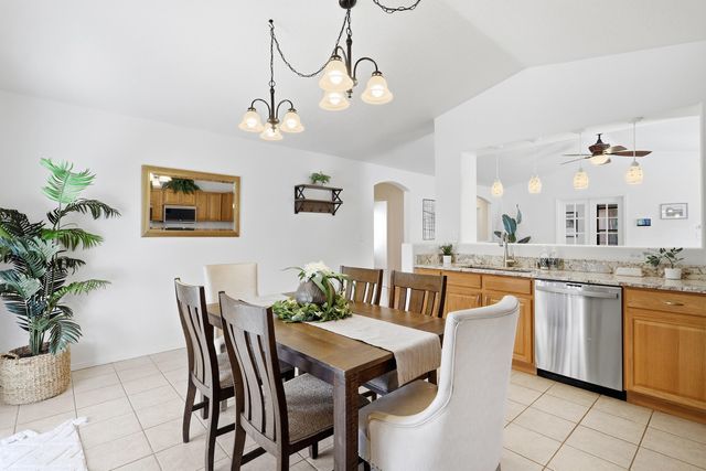 7709 Greywolf Road SW, Albuquerque, NM 87121