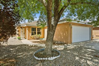 7709 Greywolf Road SW, Albuquerque, NM 87121