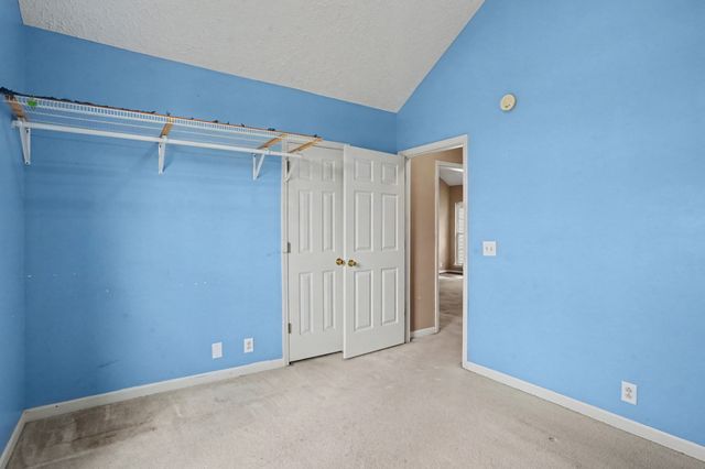 107 Kenwood Dr, Portland, TN 37148