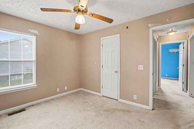 107 Kenwood Dr, Portland, TN 37148