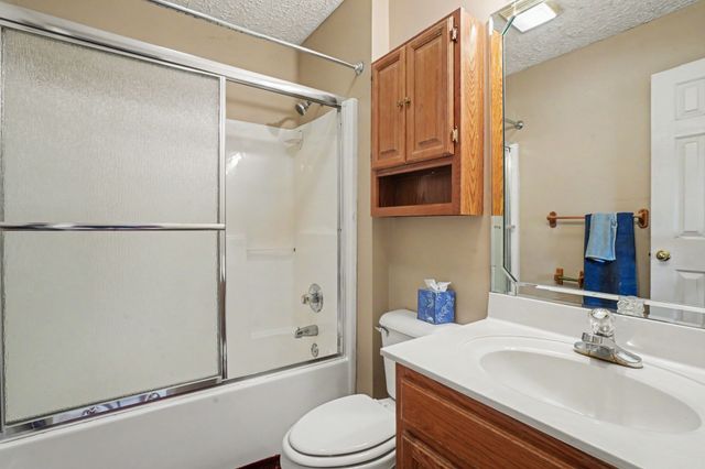 107 Kenwood Dr, Portland, TN 37148