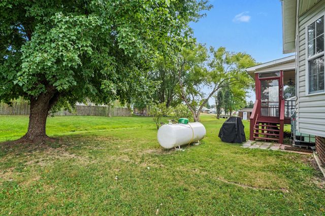 107 Kenwood Dr, Portland, TN 37148