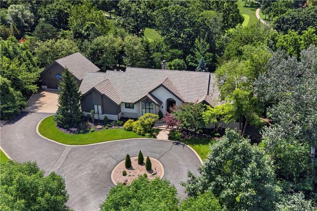 3805 W 123rd Street, Leawood, KS 66209