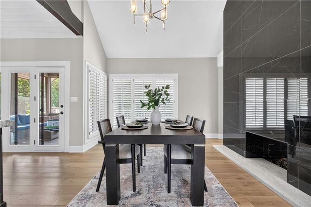 3805 W 123rd Street, Leawood, KS 66209