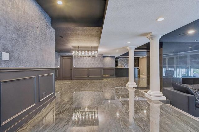 3805 W 123rd Street, Leawood, KS 66209