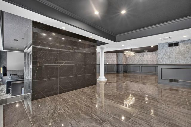 3805 W 123rd Street, Leawood, KS 66209