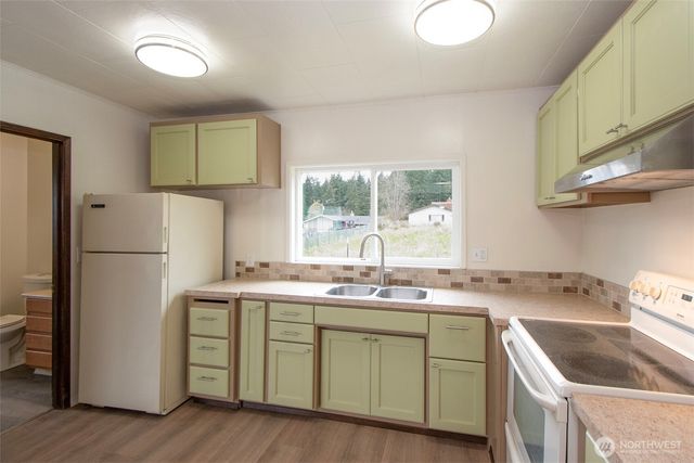 2917 Peabody Street, Port Angeles, WA 98362