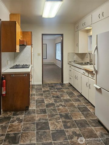 2917 Peabody Street, Port Angeles, WA 98362