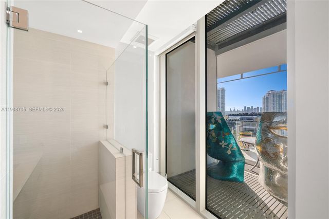 120 Ocean Dr 1400, Miami Beach, FL 33139