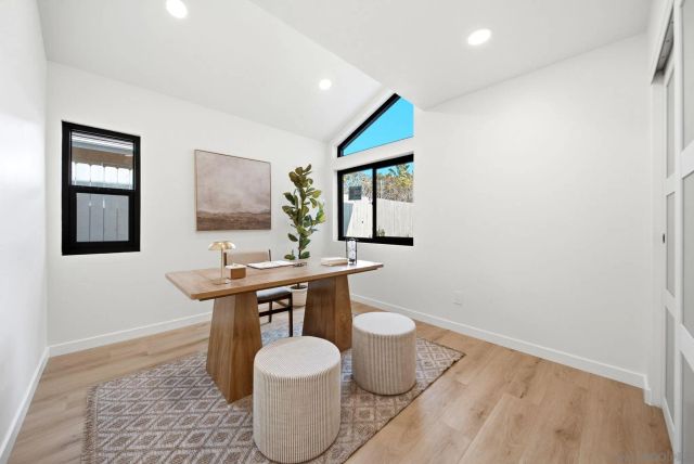 824 Glen Arbor, Encinitas, CA 92024