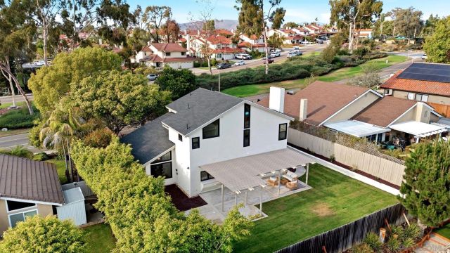 824 Glen Arbor, Encinitas, CA 92024