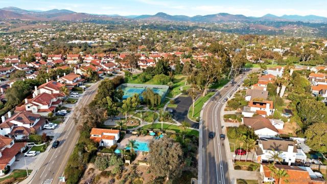824 Glen Arbor, Encinitas, CA 92024