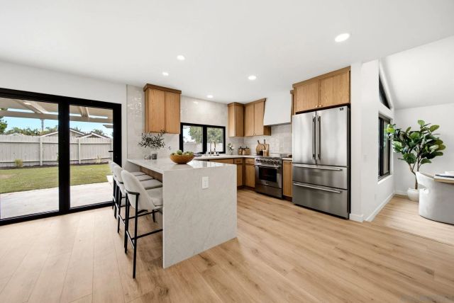 824 Glen Arbor, Encinitas, CA 92024