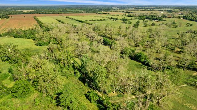 6504 Viereck Road, Sealy, TX 77474