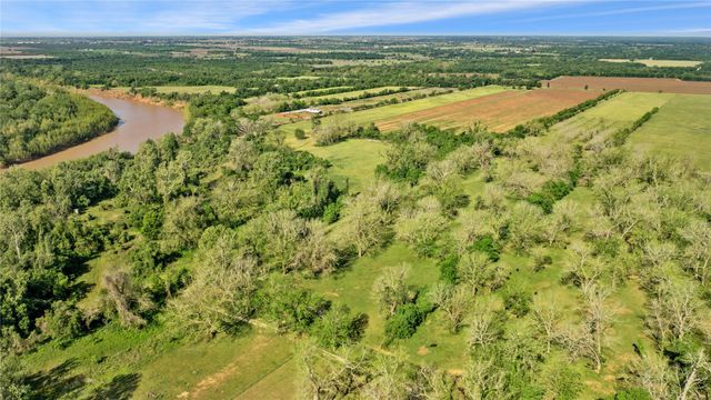 6504 Viereck Road, Sealy, TX 77474