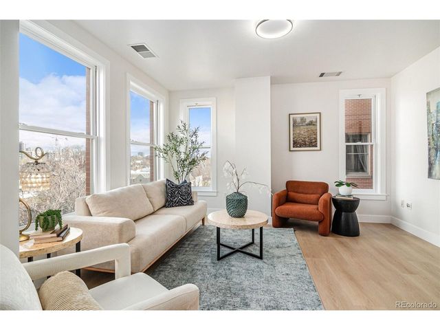 1630 N Clarkson St 504, Denver, CO 80218