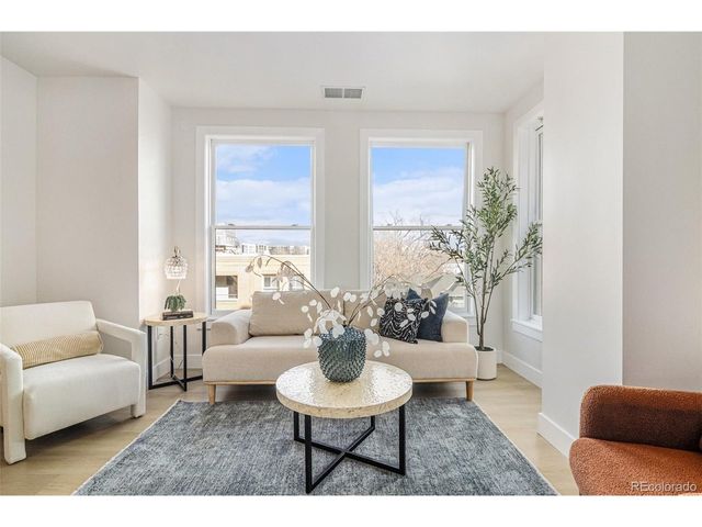 1630 N Clarkson St 504, Denver, CO 80218