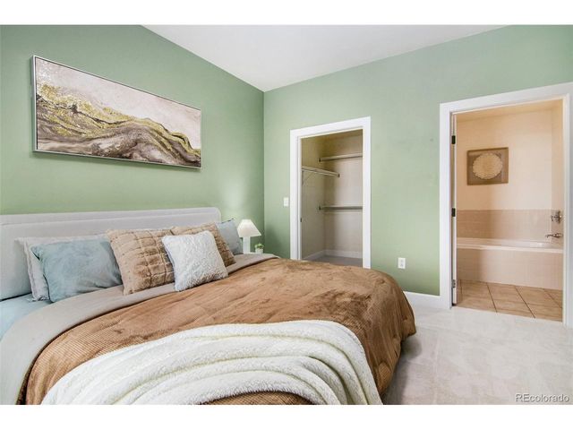 1630 N Clarkson St 504, Denver, CO 80218