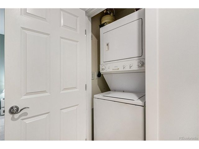 1630 N Clarkson St 504, Denver, CO 80218