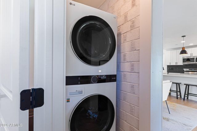 8602 E ROANOKE Avenue, Scottsdale, AZ 85257