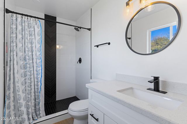 8602 E ROANOKE Avenue, Scottsdale, AZ 85257