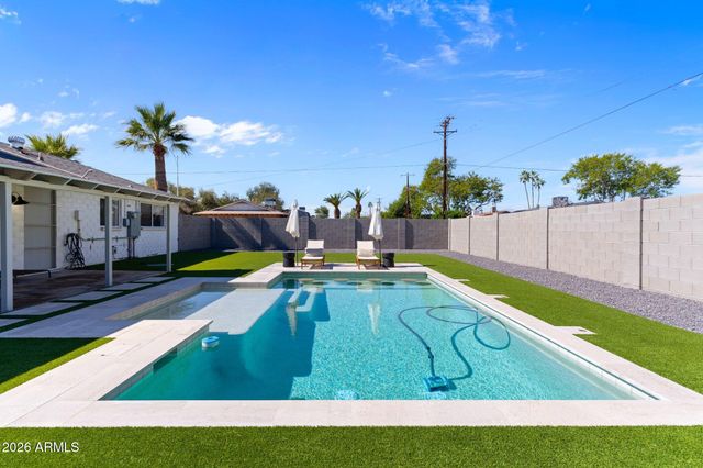 8602 E ROANOKE Avenue, Scottsdale, AZ 85257