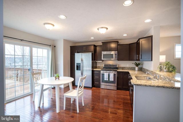 2414 PRAIRIE ROSE LN, State College, PA 16801