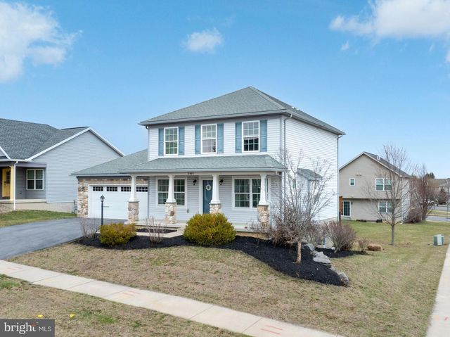 2414 PRAIRIE ROSE LN, State College, PA 16801