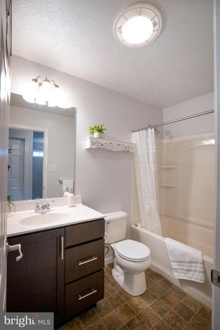 2414 PRAIRIE ROSE LN, State College, PA 16801