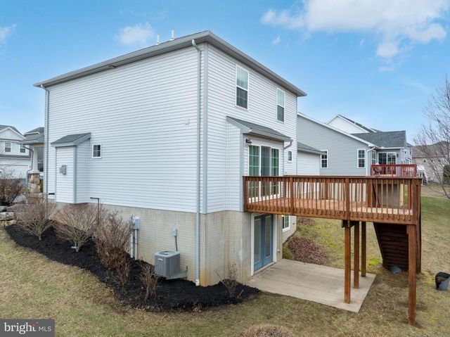 2414 PRAIRIE ROSE LN, State College, PA 16801