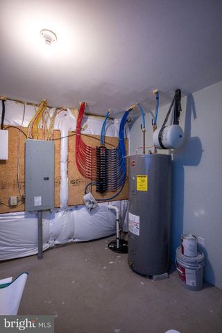 2414 PRAIRIE ROSE LN, State College, PA 16801