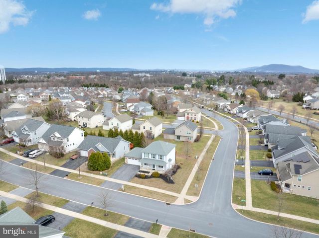 2414 PRAIRIE ROSE LN, State College, PA 16801