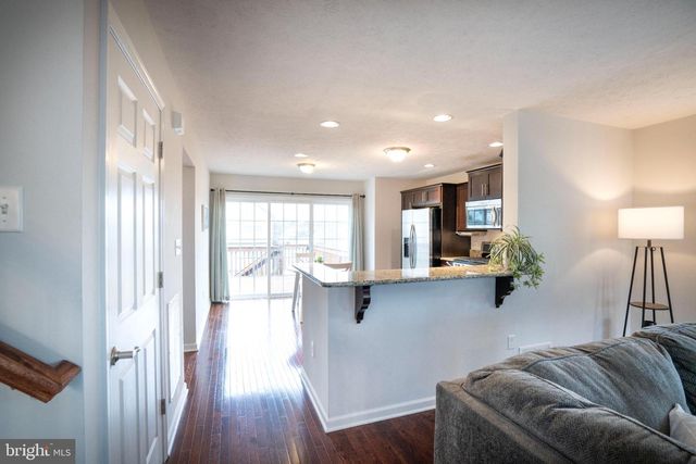 2414 PRAIRIE ROSE LN, State College, PA 16801