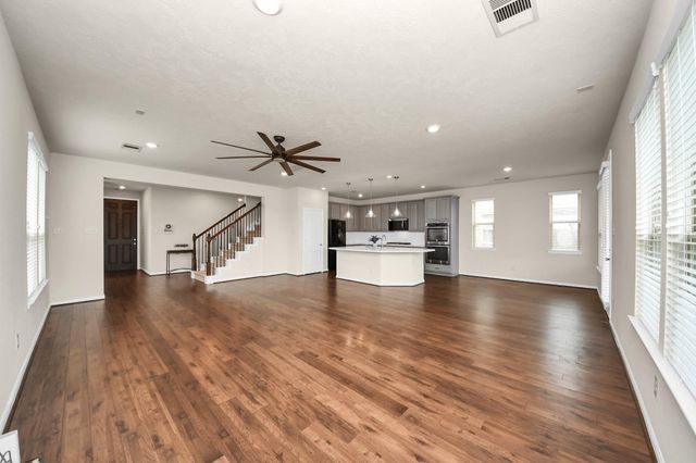 25106 Squire Knoll Street, Katy, TX 77493