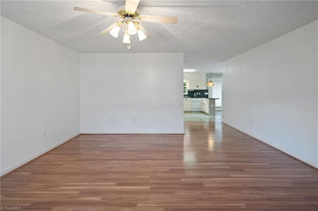 211 S Boyles Street, Pilot Mountain, NC 27041