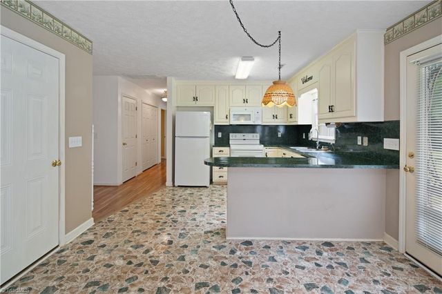 211 S Boyles Street, Pilot Mountain, NC 27041