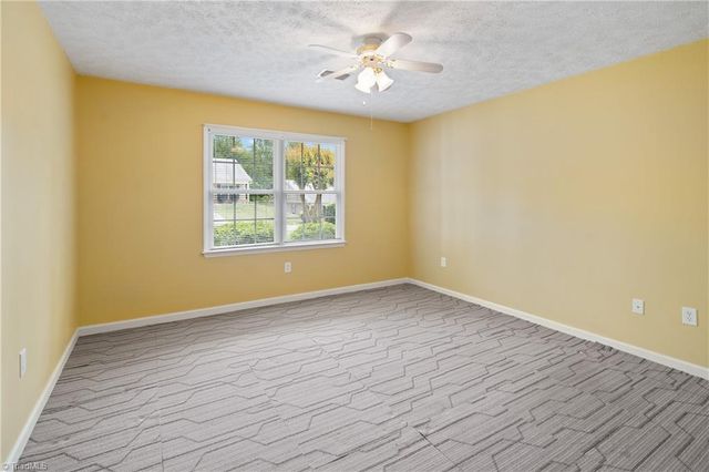 211 S Boyles Street, Pilot Mountain, NC 27041