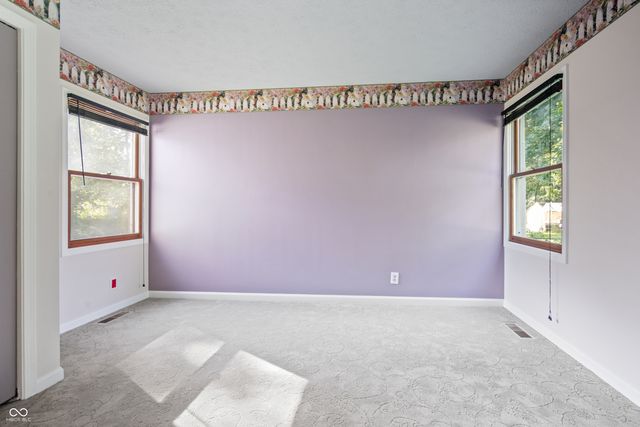 6528 Hillside Avenue, Indianapolis, IN 46220