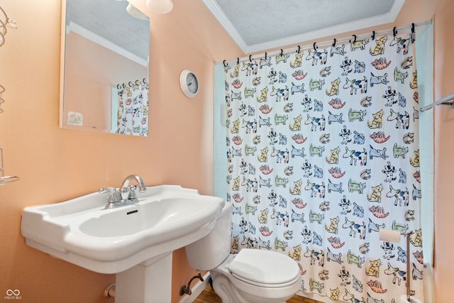 6528 Hillside Avenue, Indianapolis, IN 46220