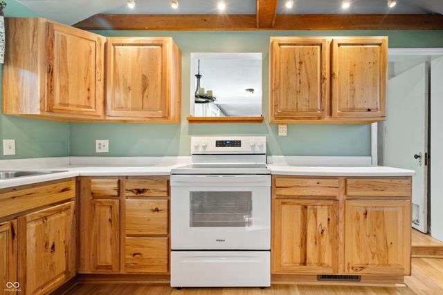 6528 Hillside Avenue, Indianapolis, IN 46220