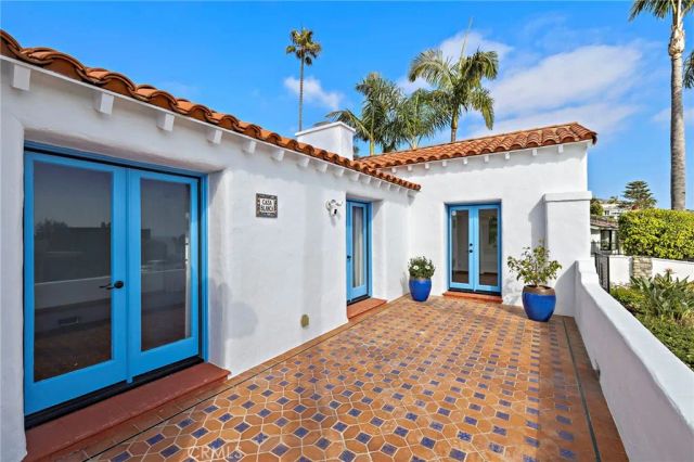 4 Camel Point Drive, Laguna Beach, CA 92651