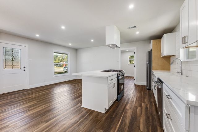 1410 Prichard Lane, Dallas, TX 75217