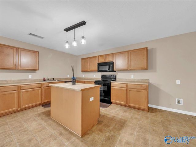 29865 Glenrose Way, Harvest, AL 35749