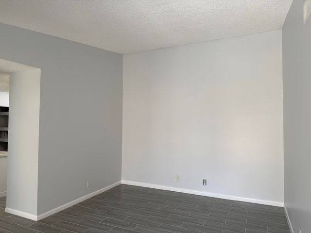 1501 WATERVIEW Circle, Palm Springs, FL 33461