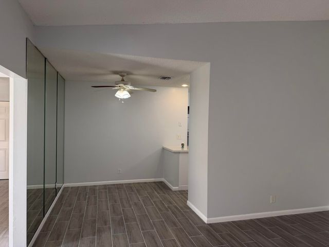 1501 WATERVIEW Circle, Palm Springs, FL 33461