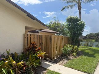 1501 WATERVIEW Circle, Palm Springs, FL 33461